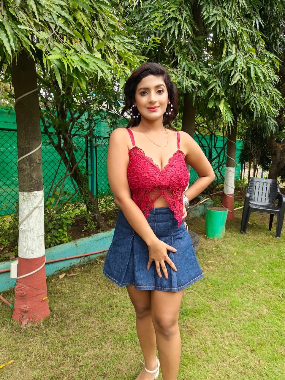 Ayushi Bhowmick — studio portrait 03
